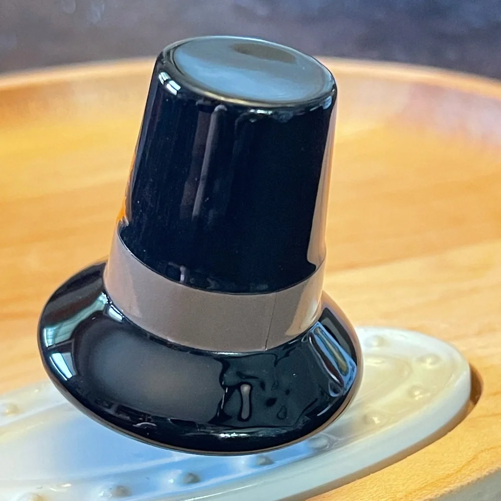 Nora Fleming “we gather together “ Black Pilgrim Hat with Orange Leaf mini.